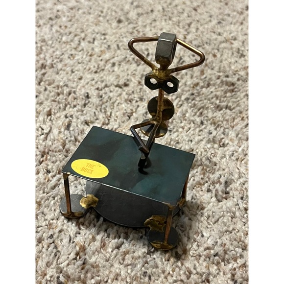 Rock Creek Metal Craft Sculpture: The BOSS Female Woman - Picture 1 of 6